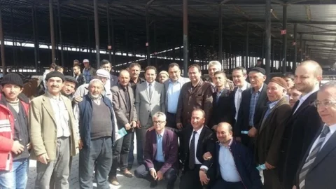 Kütahya'da AK Parti Adayları Esnafı Ziyaret Etti