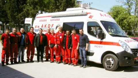 Gönen'den Nepal'e Kurtarma Ekibi Gidiyor