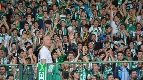 Bursaspor Taraftarları Takımına Destek Verdi