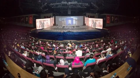 Küçükçekmece'de Geçilmez Oyunu