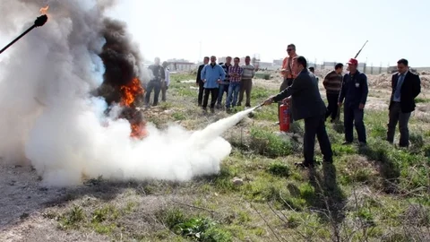 Karamanoğlu Mehmetbey Üniversitesi'nde Yangın Tatbikatı
