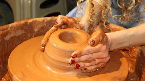 Çamurla Şekil Veren Kurslar Başladı