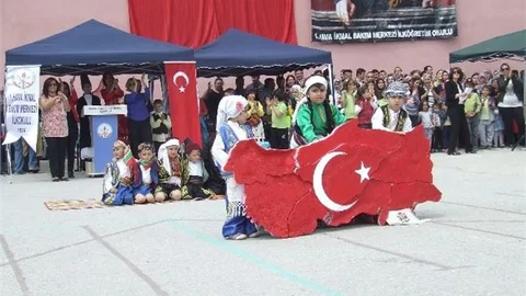 Eskişehir'de 23 Nisan Coşkusu Yeniden Yaşandı