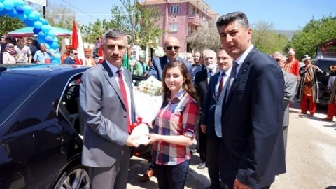 Manisa'da Vali Bektaş Açılışlar Yaptı