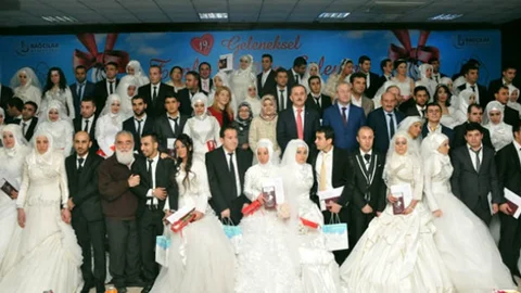 Bağcılar'da Nikah Heyecanı Başladı