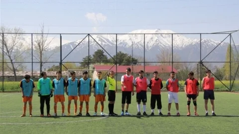 Erzincan'da Liseler Ligi Heyecanı