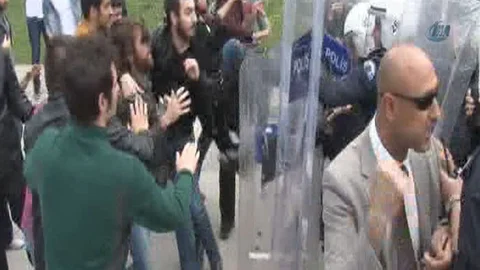 Eskişehir'de Öğrenci Arbede Yüzünden Yaralı Var