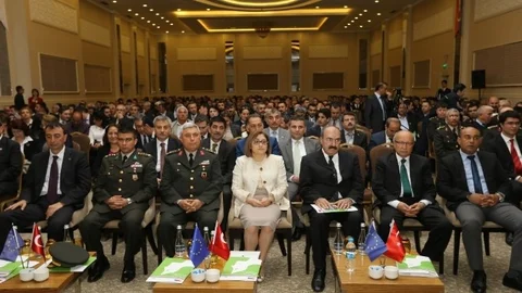 Kadına Yönelik Şiddet Sorunu Gaziantep'te Ele Alındı