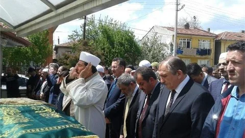Orhangazi'de Acı Cenaze Töreni