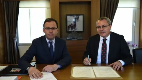 Ardahan'da Halı Saha Protokolü İmzalandı