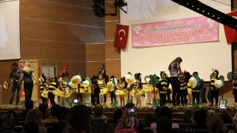 Gaziantep'te Öğrenciler Gösteri Yaptı