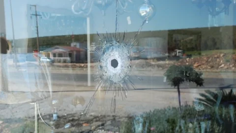 Didim'de İşyeri Kurşunlandı