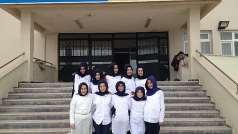 Çerkezköy'de 'Asel' Şarkısı Birinci Oldu