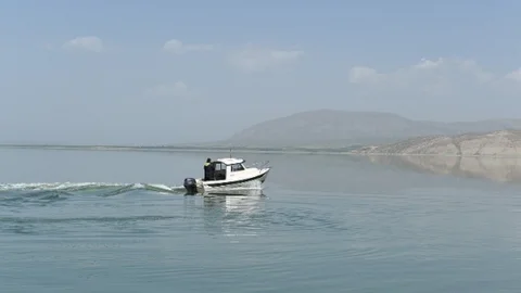 Karakaya Baraj Gölü Güvenli Hale Geliyor