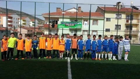 Bozüyük'te Futbol Şenliği Devam Ediyor
