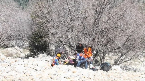 Iraklı Turist Yamaç Paraşütü Kazası Geçirdi