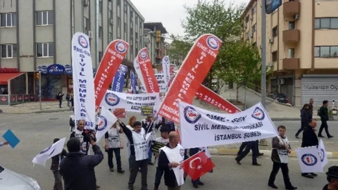 Kadıköy'de 1 Mayıs Kutlaması