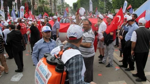 Adana'da 1 Mayıs Kutlaması