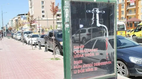 Van'da Tepki Çeken Afişler