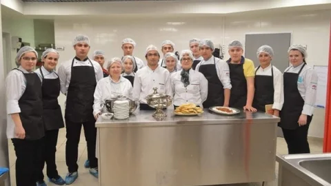 İzmirli Öğrenciler Gaziantep'i Keşfediyor