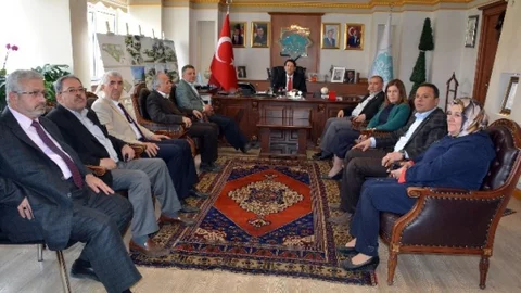 Nevzat Pakdil Aksaray'da Ziyaret Gerçekleştirdi