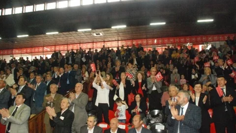 Demokrat Parti Toplantısı Eskişehir'de Yapıldı