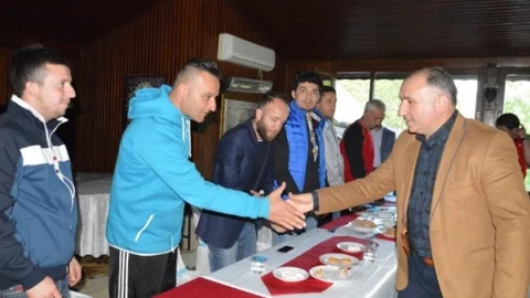 Orhangazi'de Spor Kulüpleriyle Toplantı
