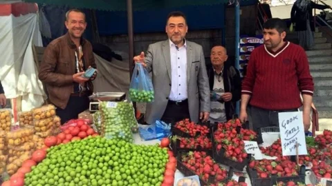 Şükrü Nazlı Kütahya Pazarı'nda Ziyaret Gerçekleştirdi