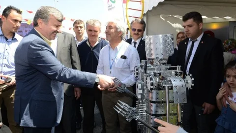 Konya'da Bilim Festivali Başladı