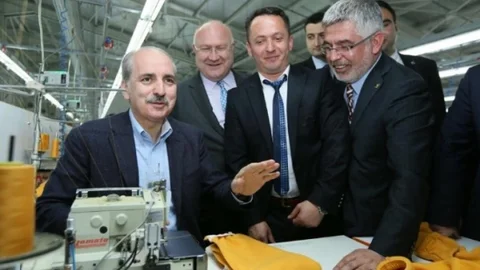 Numan Kurtulmuş Gölköy'de Dikiş Yaptı