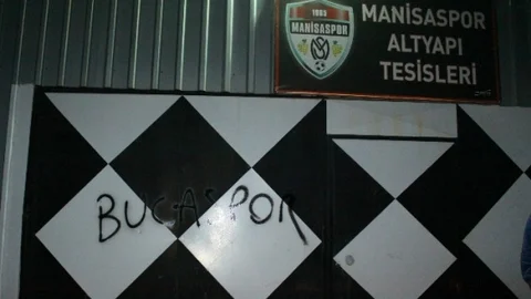 Manisa'da Taraftar Saldırısı