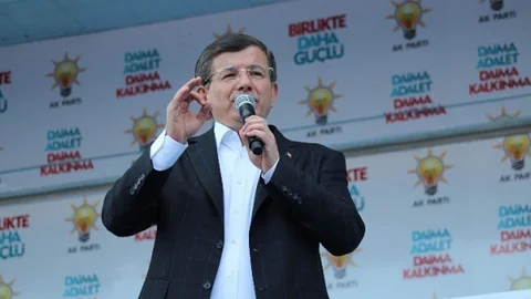 Başbakan Davutoğlu'ndan CHP ve HDP Açıklaması