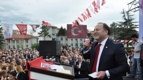 CHP Bozüyük'te Seçim Bürosu Açtı