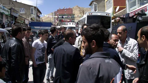 AK Parti Heyetine Saldırı Gerçekleşti