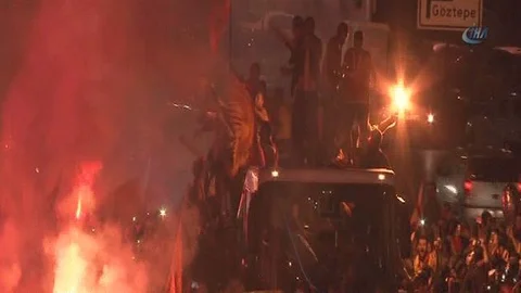 Göztepe Şampiyonluk Coşkusunu Yaşadı