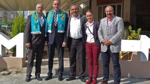 Lüleburgaz Akademi'den Arıboğan'a Destek