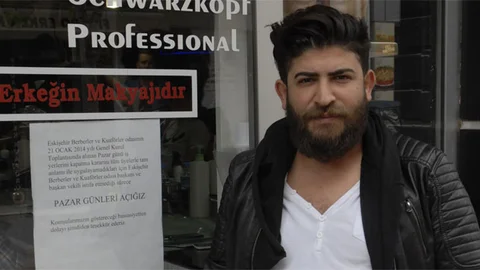 Eskişehir'de Kuaförden Protesto Eylemi