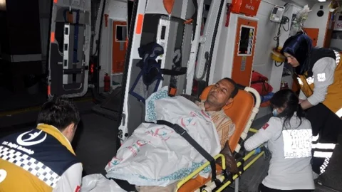 Konya'da Bıçaklı Kavga Ortalığı Karıştırdı