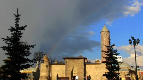 Erzurum'da Gökkuşağı Manzarası