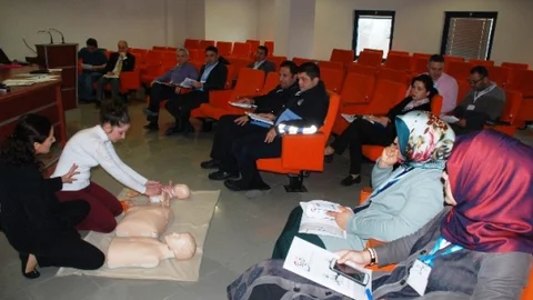İzmit'te İlk Yardım Eğitimi