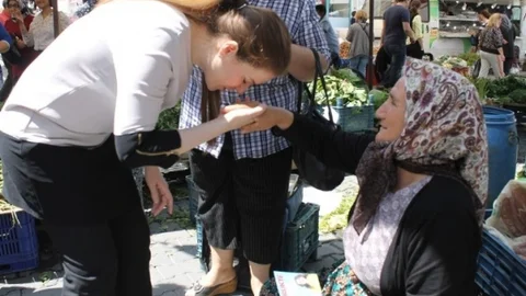 Edremit'te AK Parti Adayları Buluştu