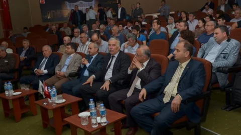 Salihli'de Ermeni Meselesi Tartışıldı