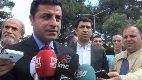Demirtaş’tan Davutoğlu'na Yanıt
