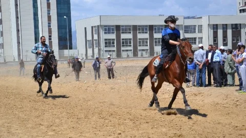 Nazilli'de Rahvan At Yarışları Yapıldı