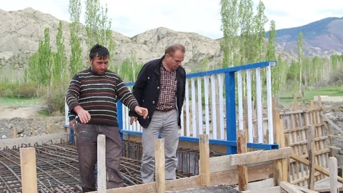 Dümbüllü Deresi'nde Asfalt Çalışmaları Başlıyor