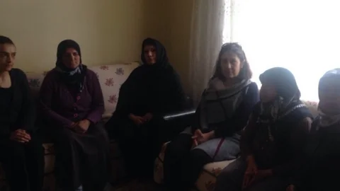 Şehit Ailesine AK Parti Ziyareti