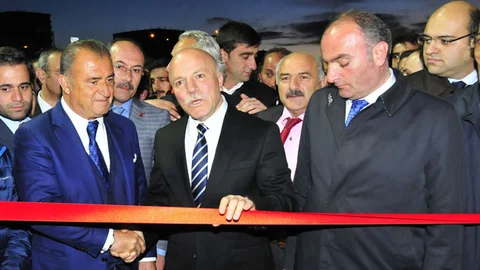 Fatih Terim Erzurum'da Açılış Yaptı