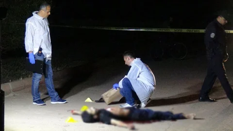 Mersin'de Genç Bıçaklanarak Hayatını Kaybetti