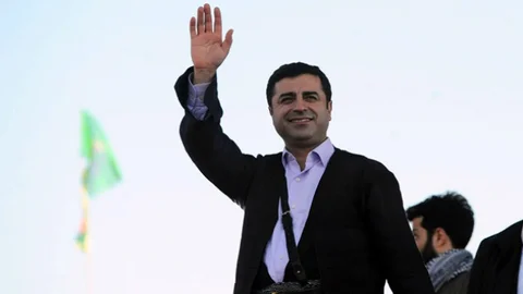 HDP Anayasa Mahkemesi'ne Gidiyor