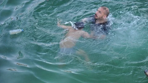 Adana'da Yüzme Havuzunda Trajik Olay